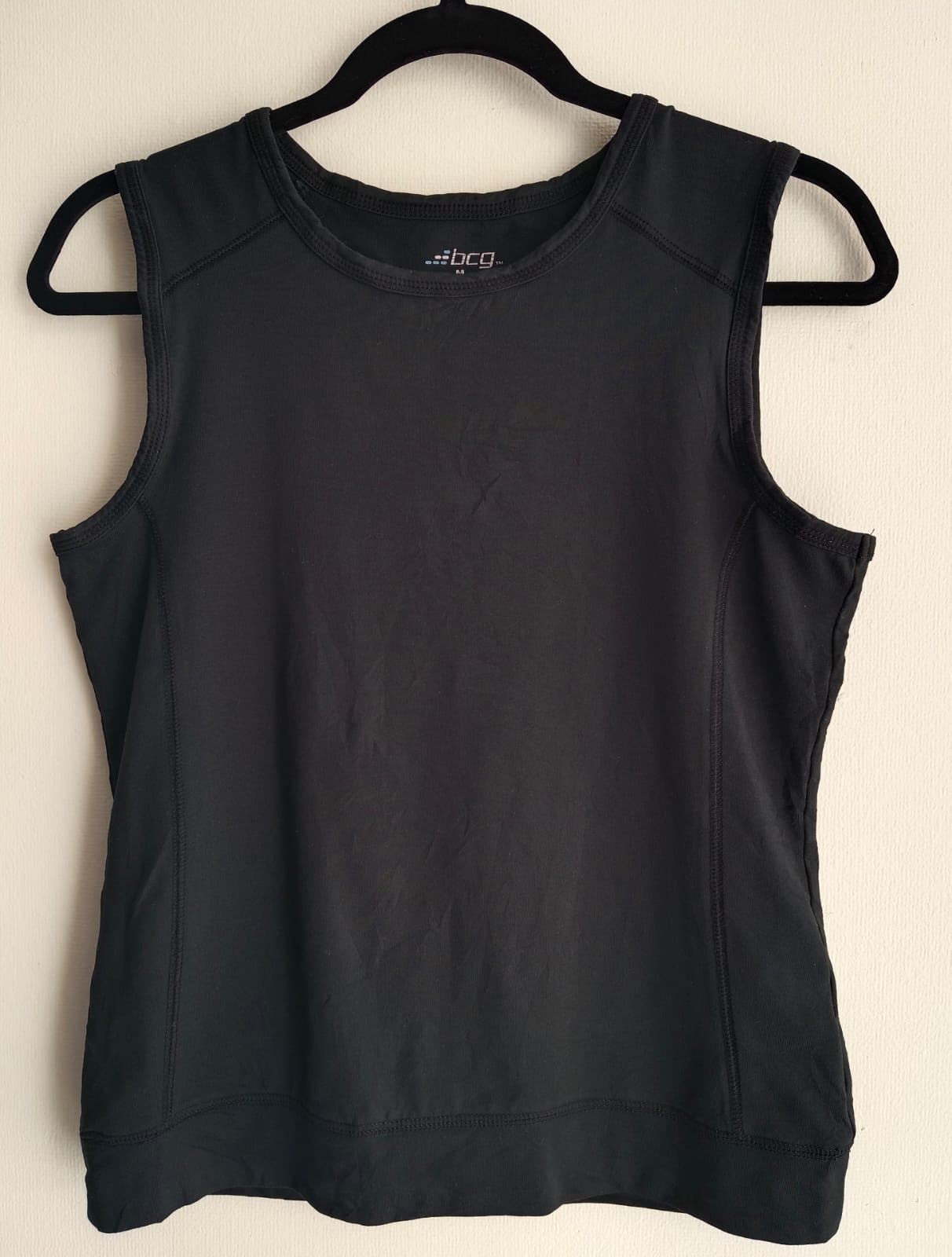 Polera Deportiva Negra sin Mangas – BCG (Usada)