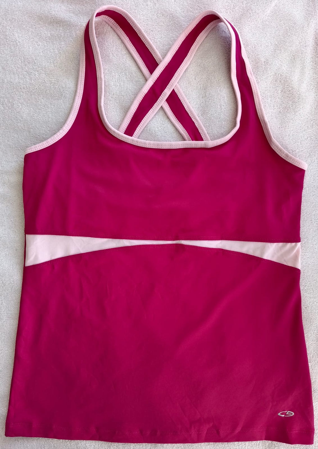 Polera Deportiva con Peto Integrado CHAMPION – Rosa Fucsia (Usada)