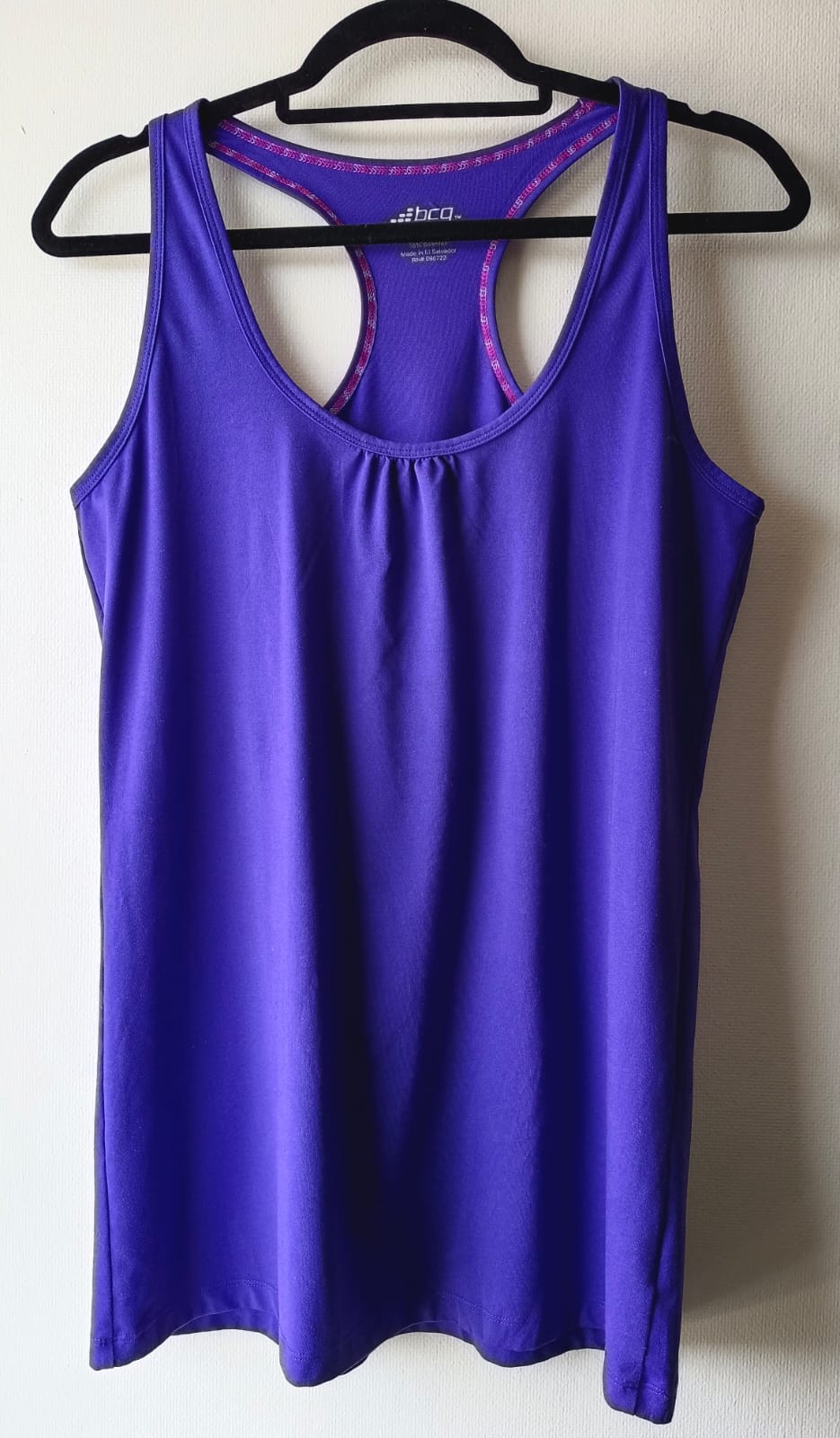 Polera Deportiva Morada BCG – Confort y Estilo para Entrenamiento (Usada)