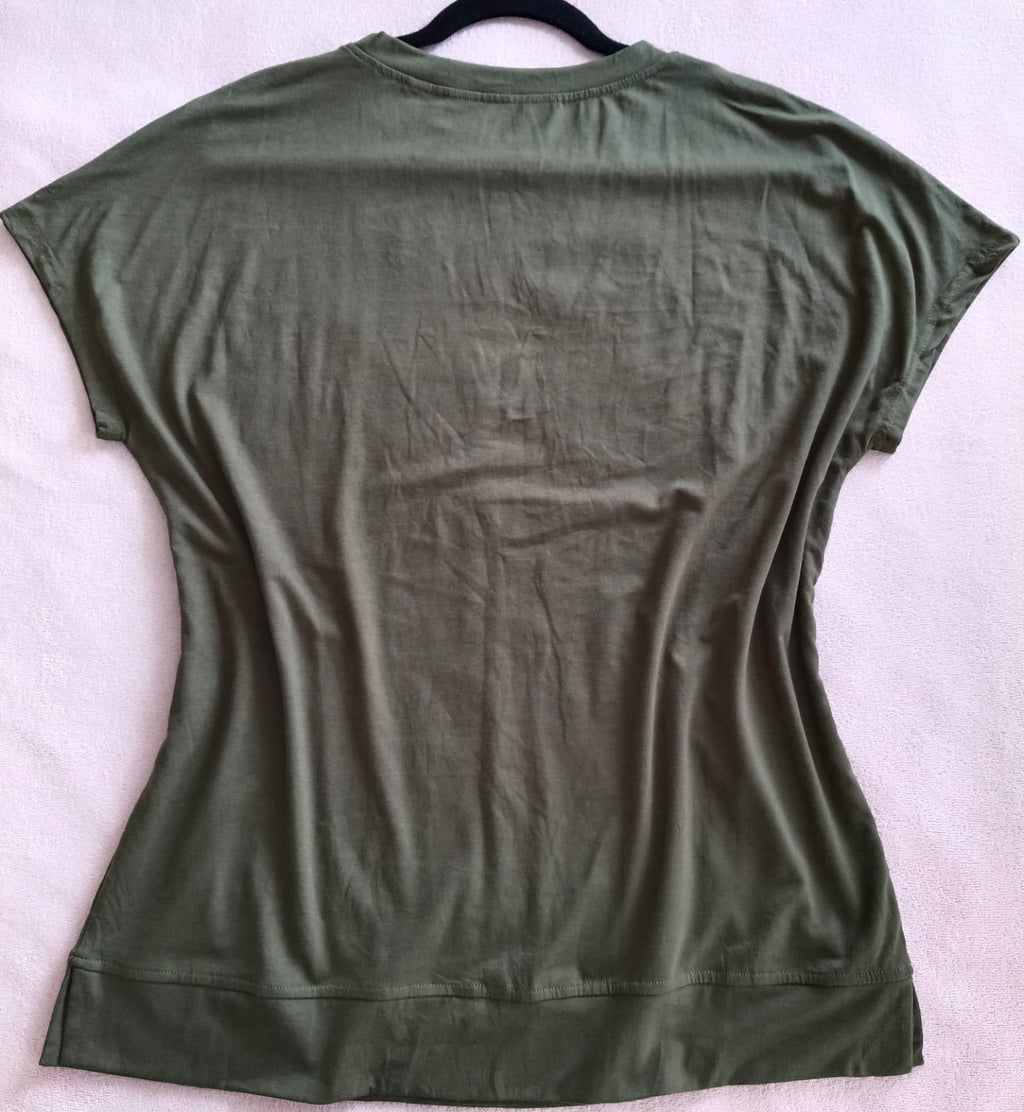 Polera Verde Militar Slouchy Cap Sleeve - Oversize Casual (Usada)